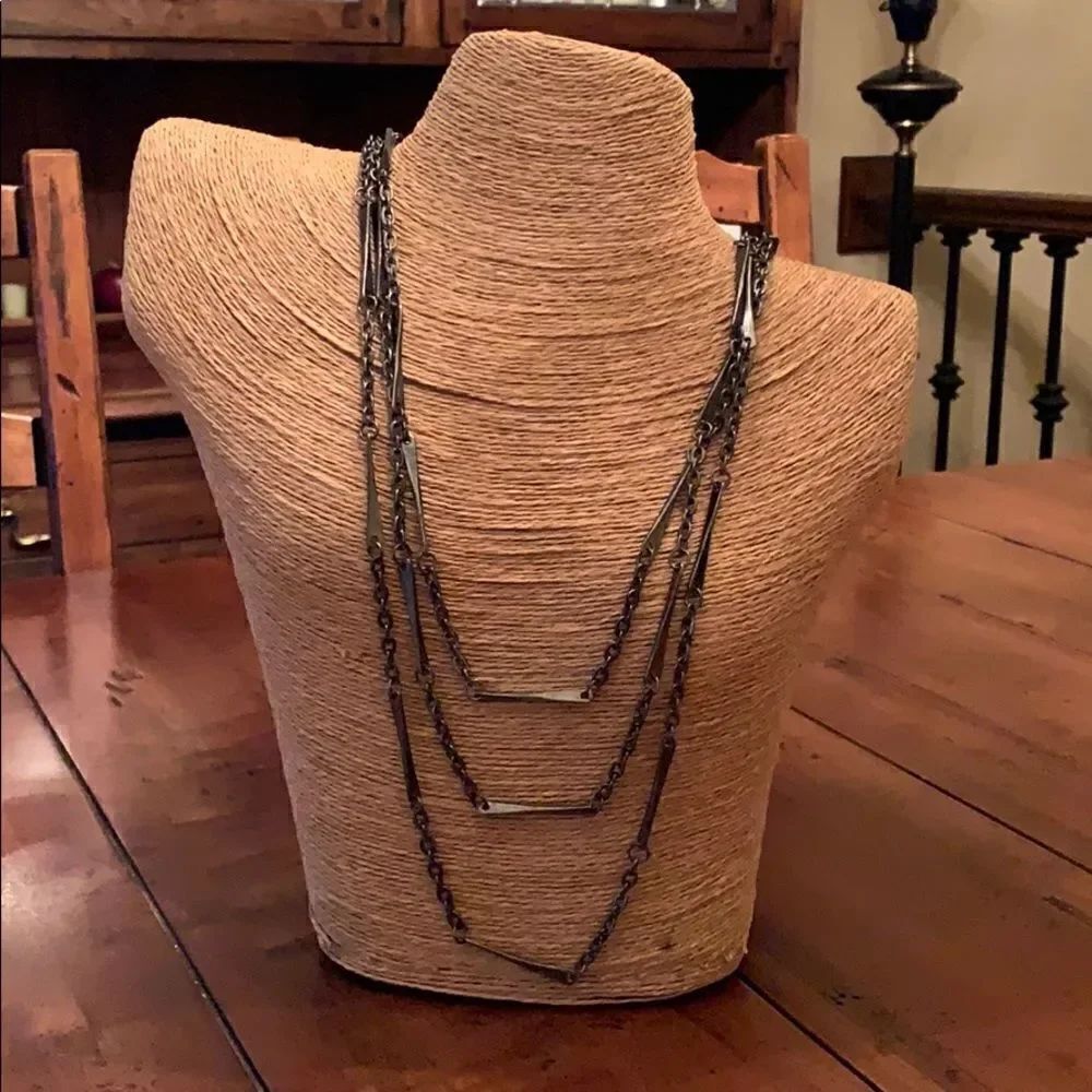 NEW E&M Long Gray/Black Chain Statement Necklace